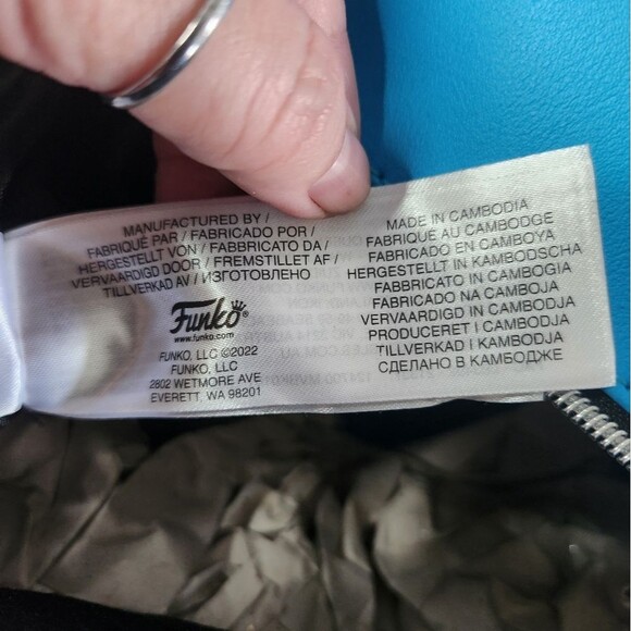 Funko Ms Marvel mini backpack NWOT - Picture 8 of 12